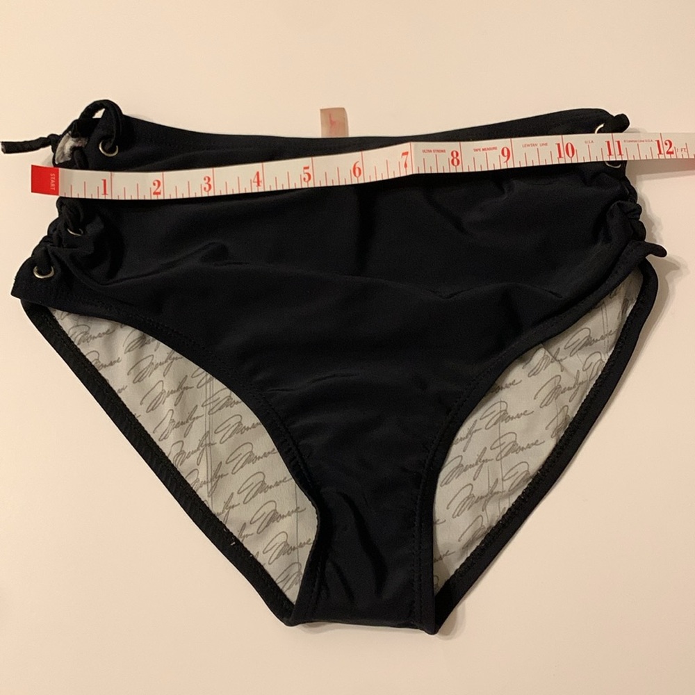 NWOT Marilyn Monroe Swimmer Black Summer Bikini Bottom High Waisted Size Small - Picture 4 of 4